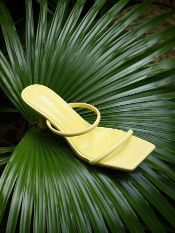 Lala   -  Sandales jaune