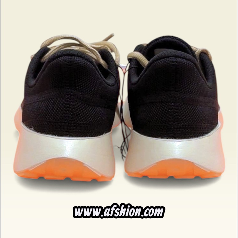 Baskets femme noir et beigne